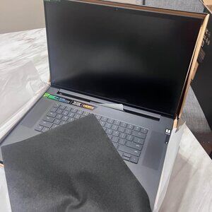 Razer Blade 18 - 18" Gaming Laptop